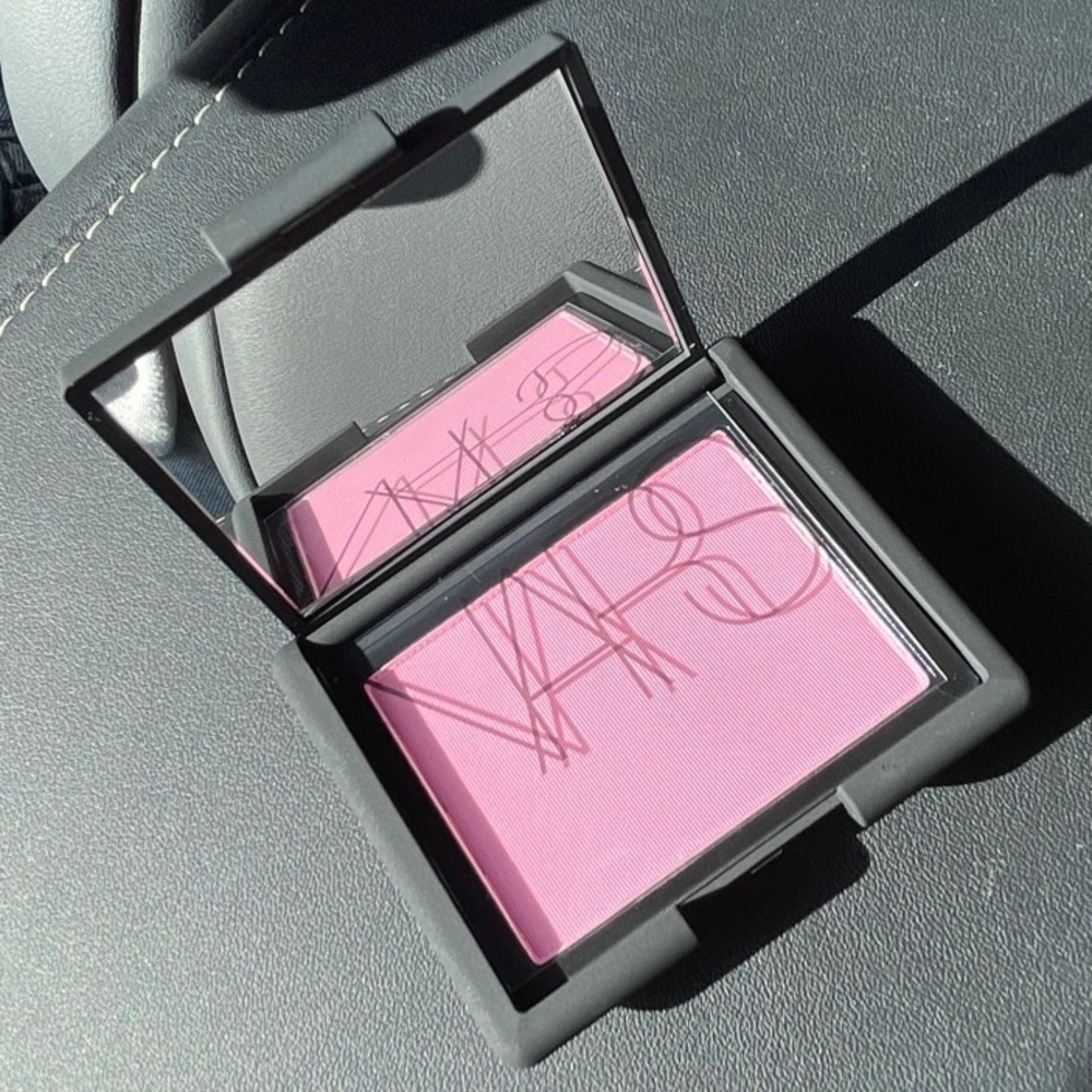 NARS THRILL BLUSH